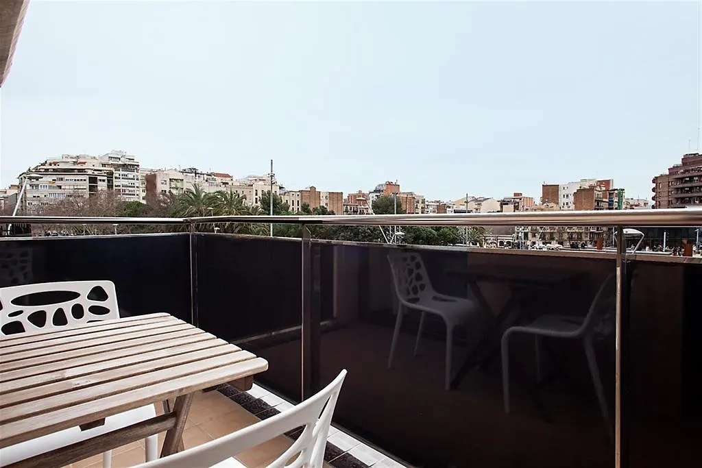 برشلونة Friendly Rentals Gaudi Dream 0*,  إسبانيا